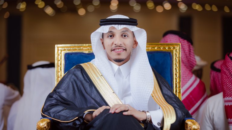 زواج: علي الشاعري